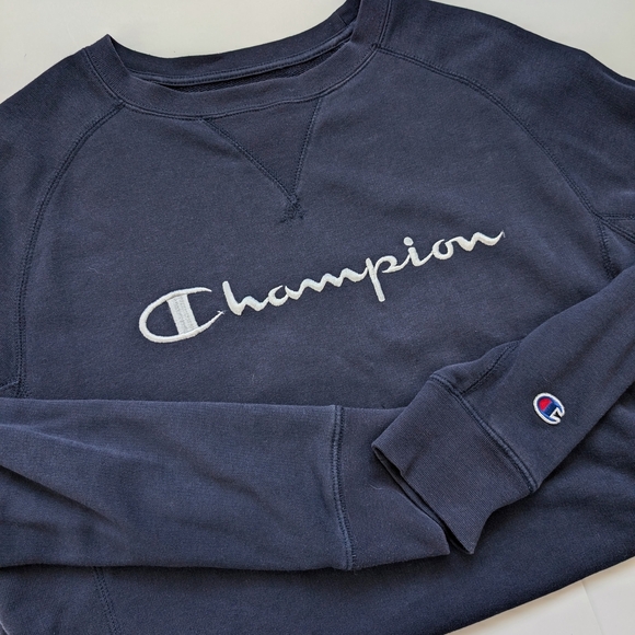 Champion Unisex Embroidered Navy Sweatshirt ~ Size Small (Men) - Picture 1 of 9
